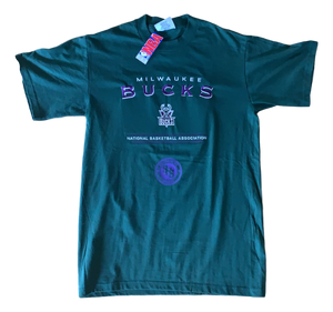 Vintage Milwaukee Bucks T-Shirt